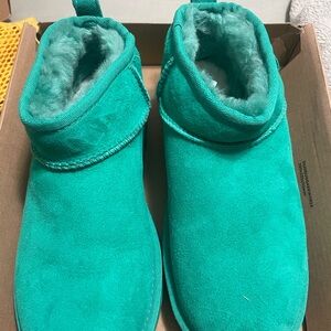 UGG low rise classic booties 6